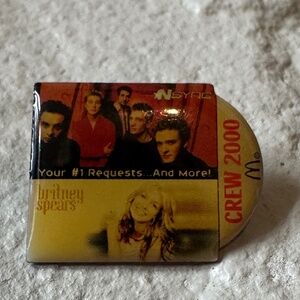 Britney Spears NSYNC McDonalds Crew Pin RARE Collectable Memorabilia *Nsync FS